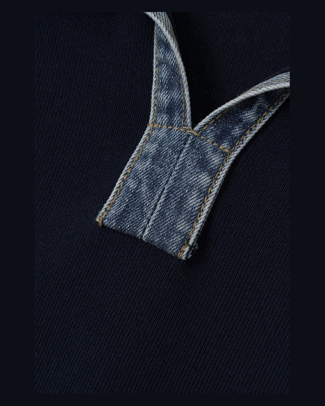 (M's) Denim Collar Half Knit