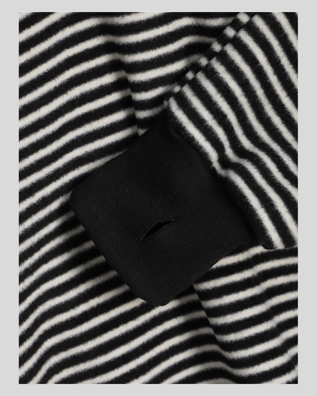 (UNISEX) 2Way Finger Hole Fleece Top