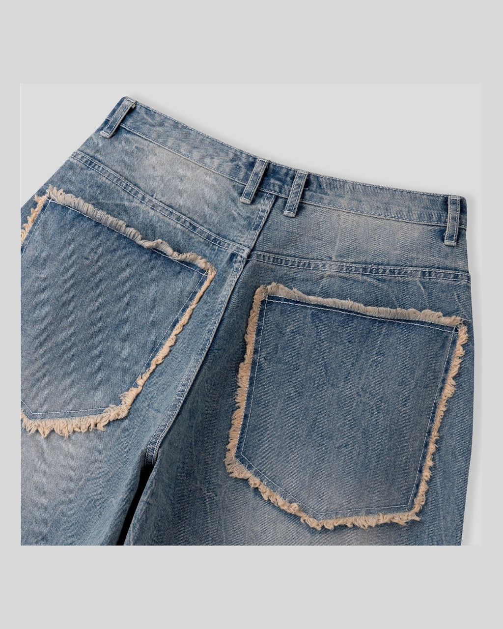 (UNISEX) Fringe Pocket Crack Washed Jeans