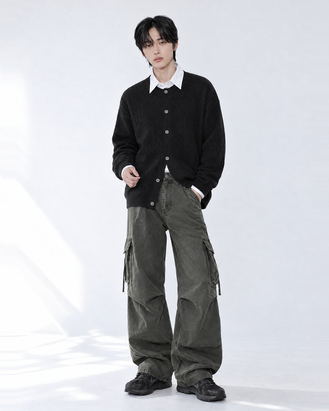 (UNISEX) Brioche Crew Neck Cardigan