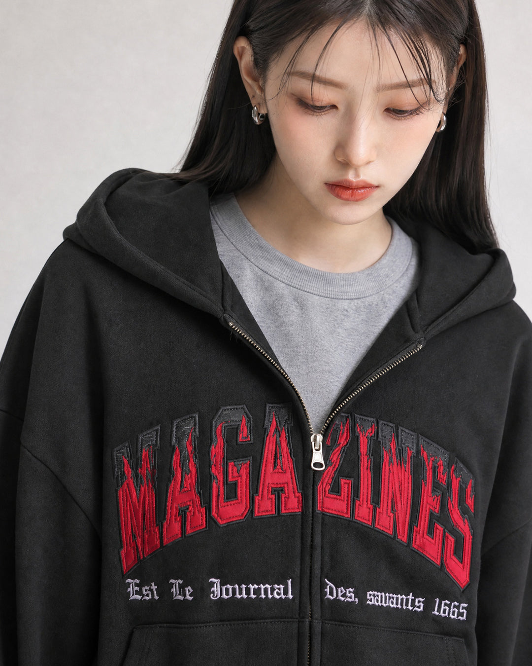 (UNISEX) Magazine Over Hood Zip-Up