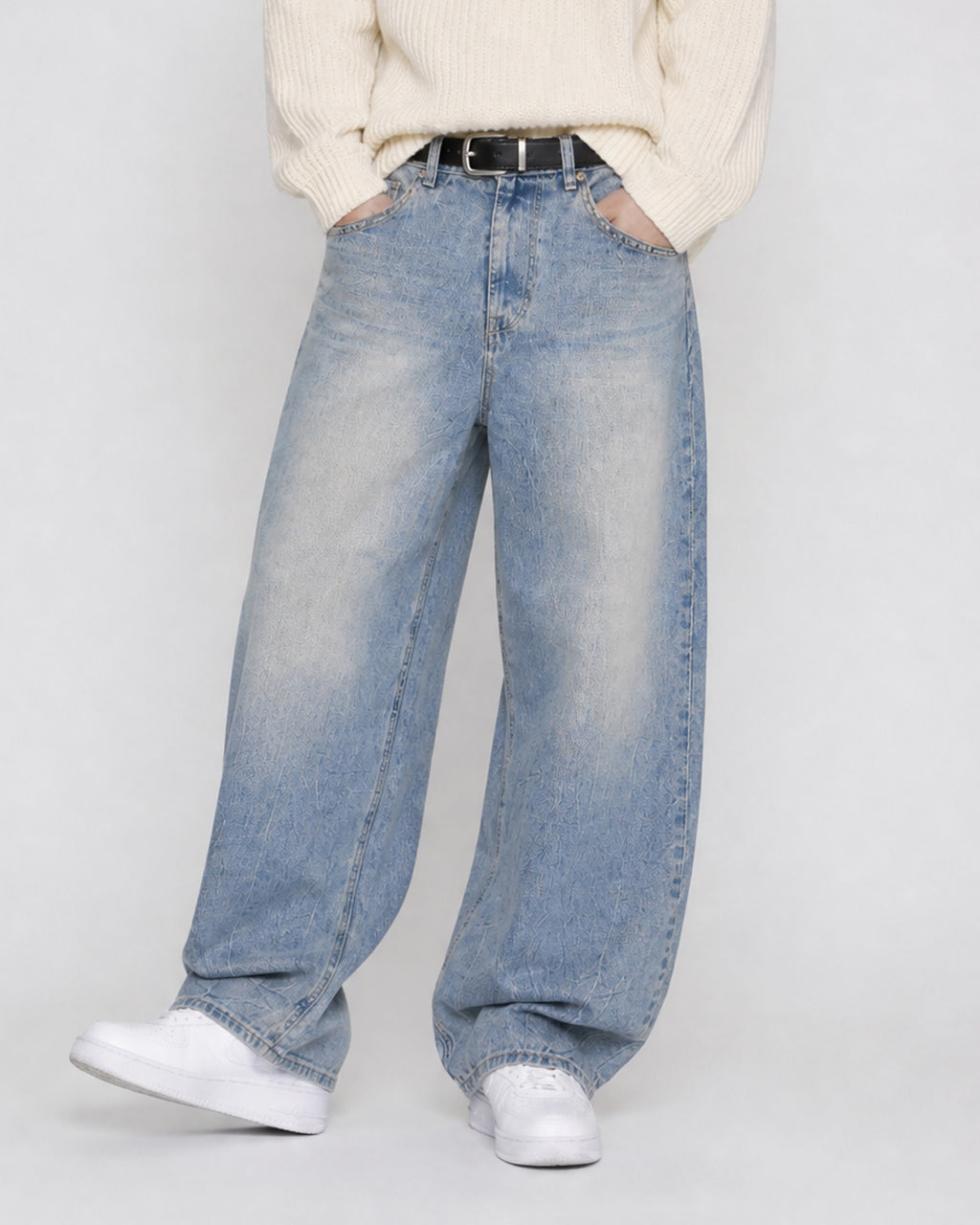 (UNISEX) Fringe Pocket Crack Washed Jeans