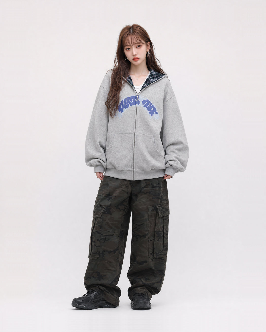 (UNISEX) Chill Reversible Over Hood Zip-Up