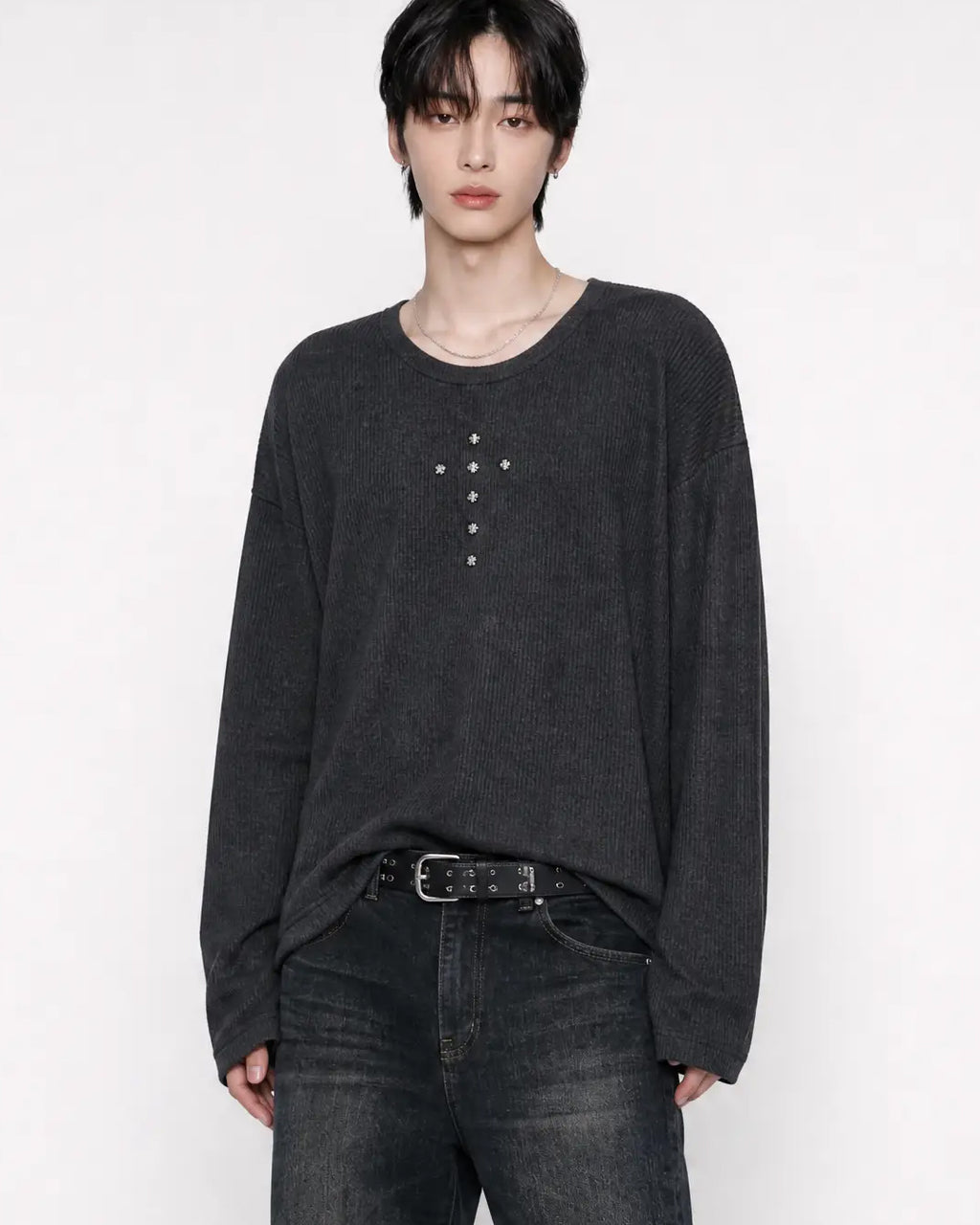 (UNISEX) Rivet Ribbed Long Sleeve