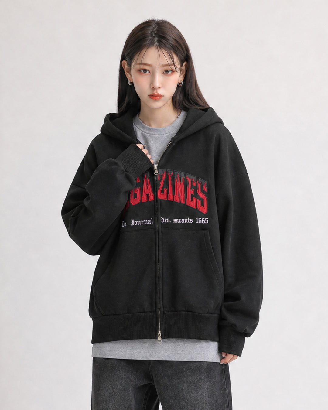 (UNISEX) Magazine Over Hood Zip-Up