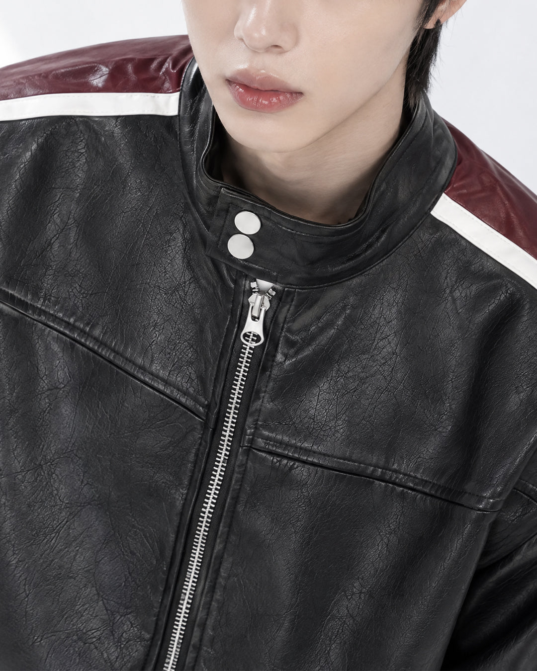 (UNISEX) Racing Contrast Cropped Faux Leather Jacket