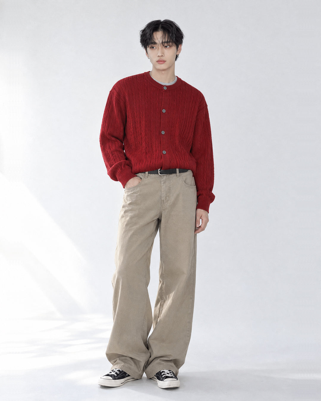 (UNISEX) Brioche Crew Neck Cardigan