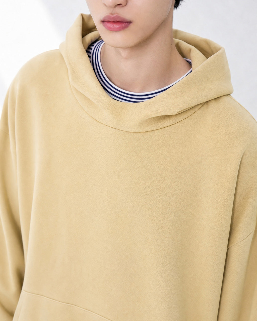 (UNISEX) Half High Neck Crop Hoodie