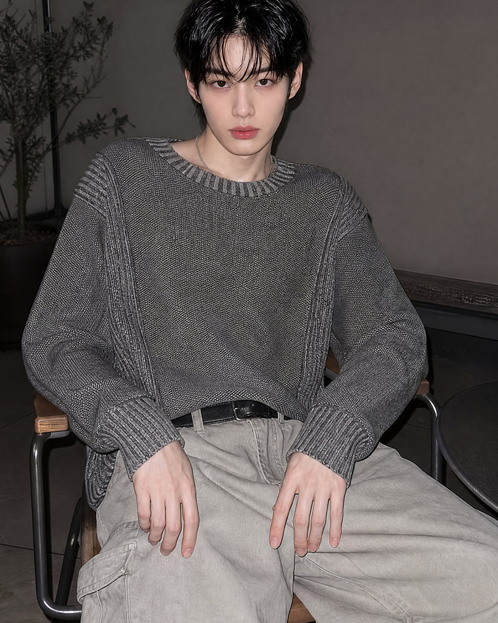 (UNISEX) Two-Tone Round Knit