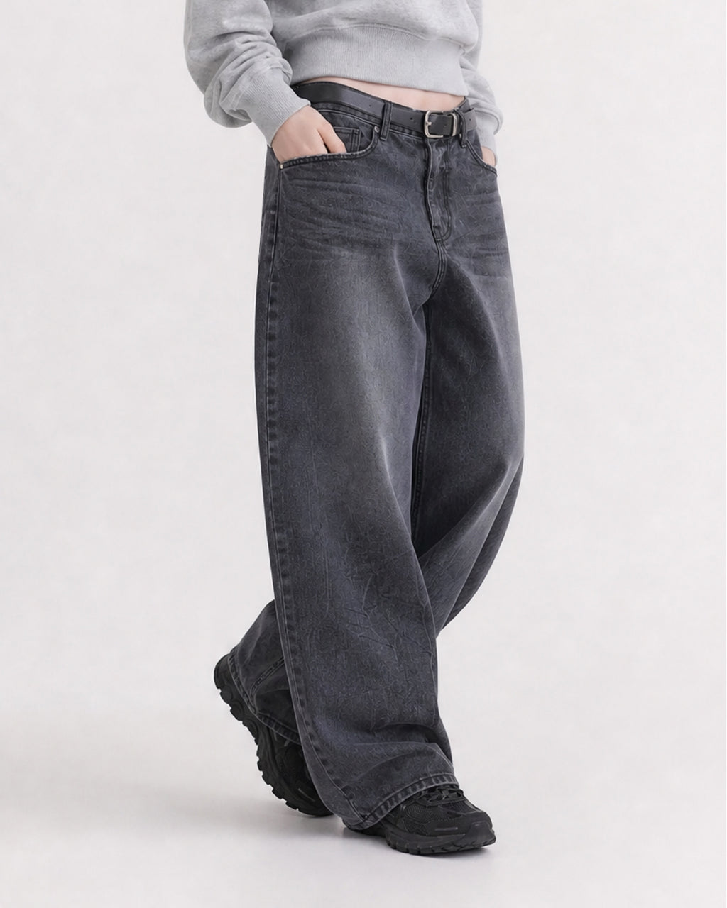 (UNISEX) Fringe Pocket Crack Washed Jeans