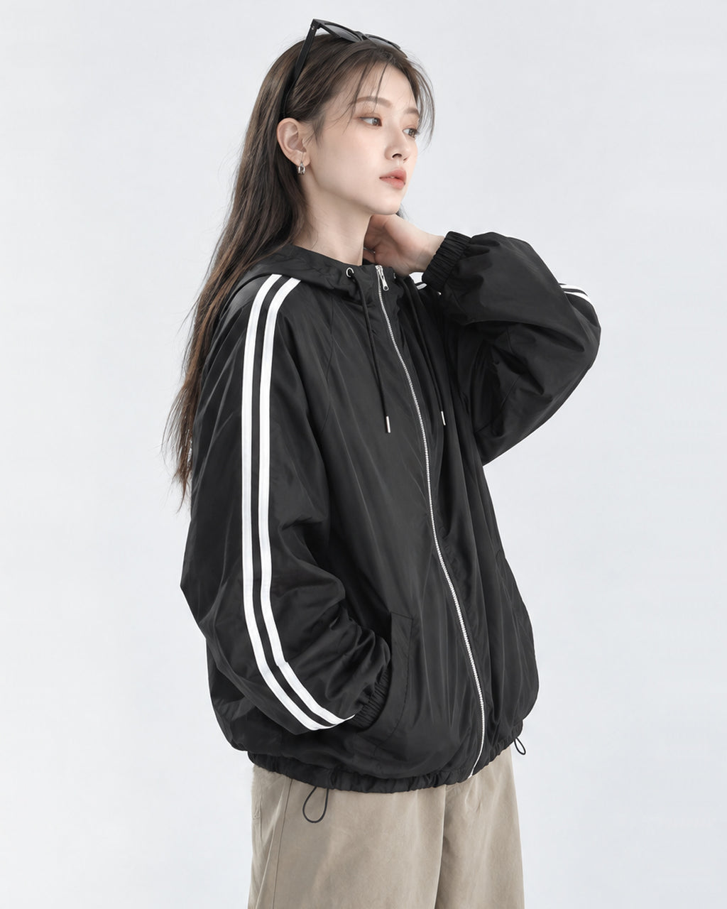 (UNISEX) Aka Track Hood Windbreaker