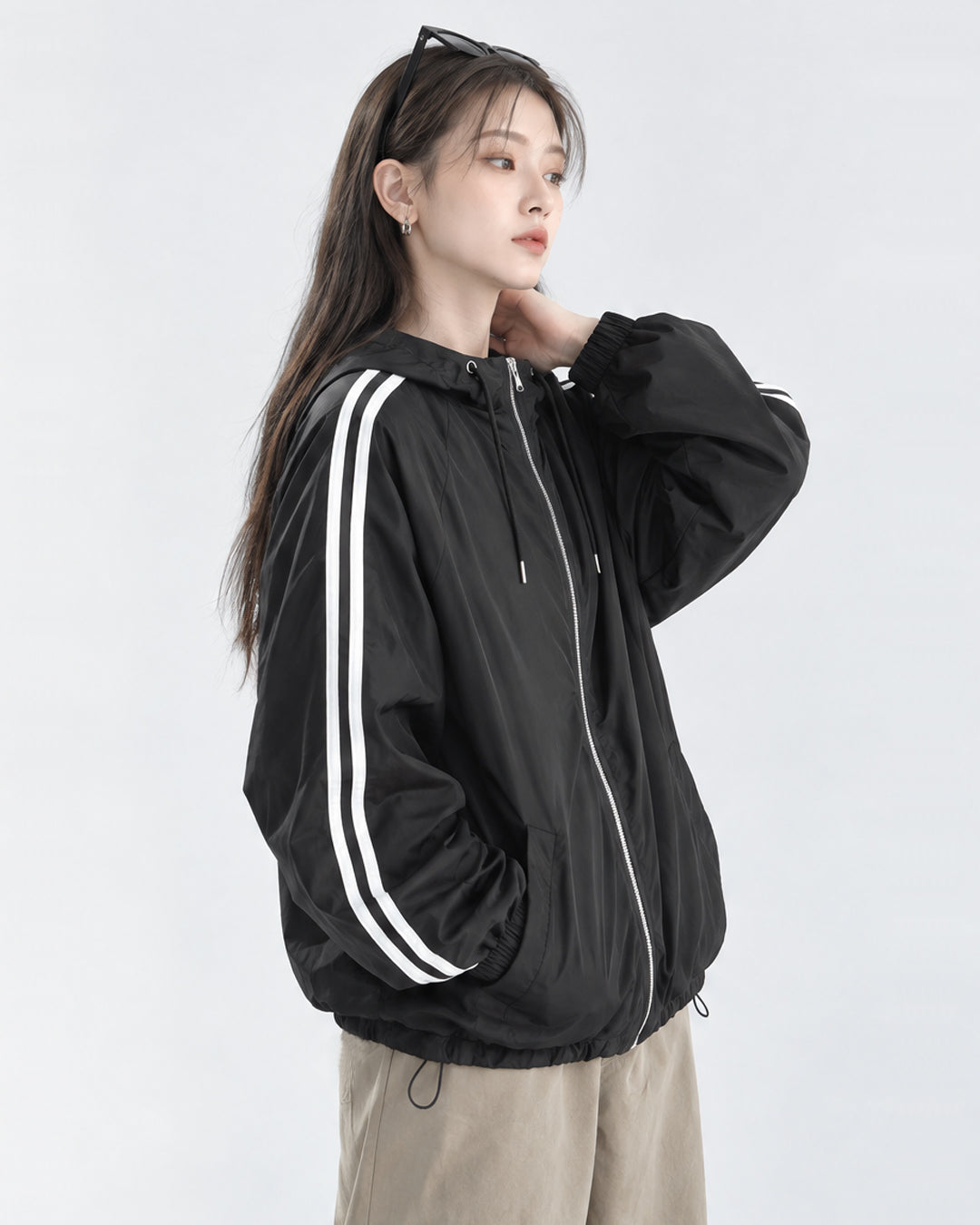 (UNISEX) Aka Track Hood Windbreaker