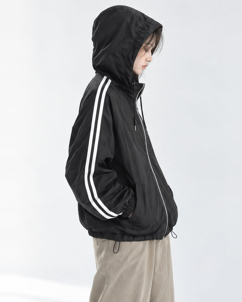 (UNISEX) Aka Track Hood Windbreaker